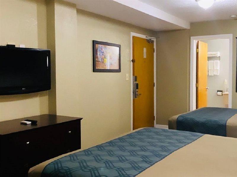 Econo Lodge Inn & Suites Old Saybrook - Westbrook Экстерьер фото
